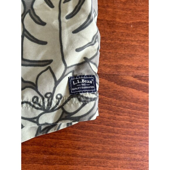 L.L. Bean Men's Nylon Lined Swimming Trunks Shorts Green Adjustable Waist 0X 45 - Picture 2 of 8